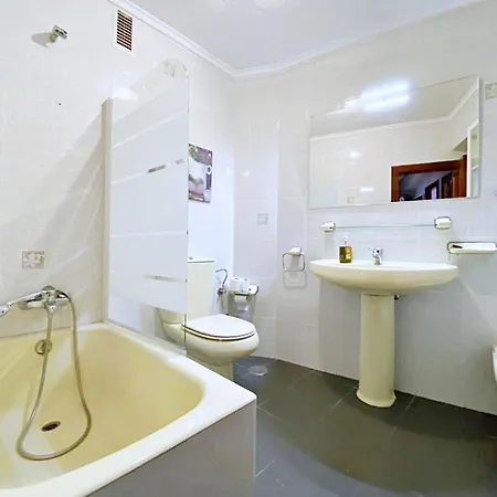 Milan 1 Wifi * Oviedo